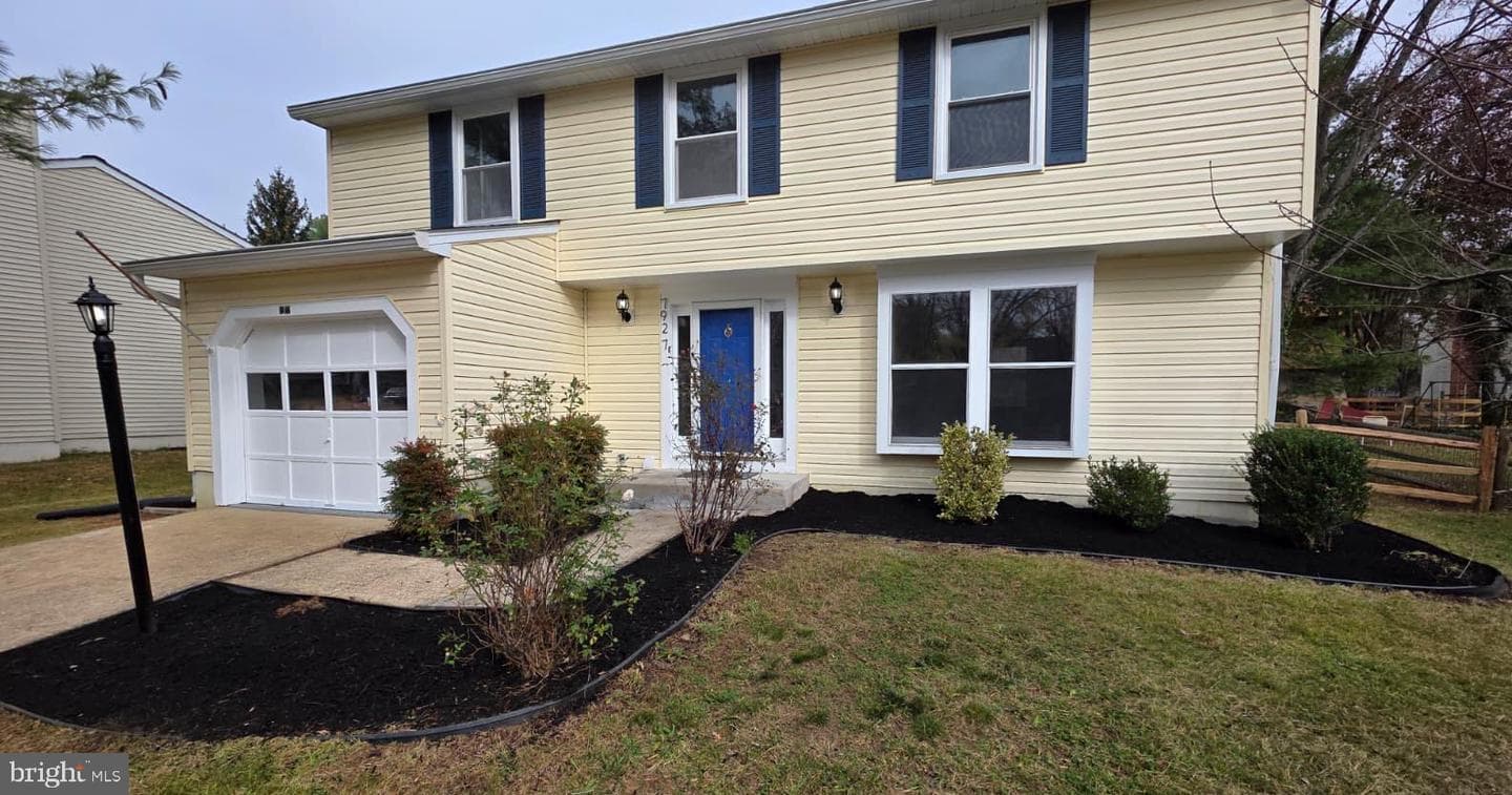 7927 Red Jacket Way photo 2