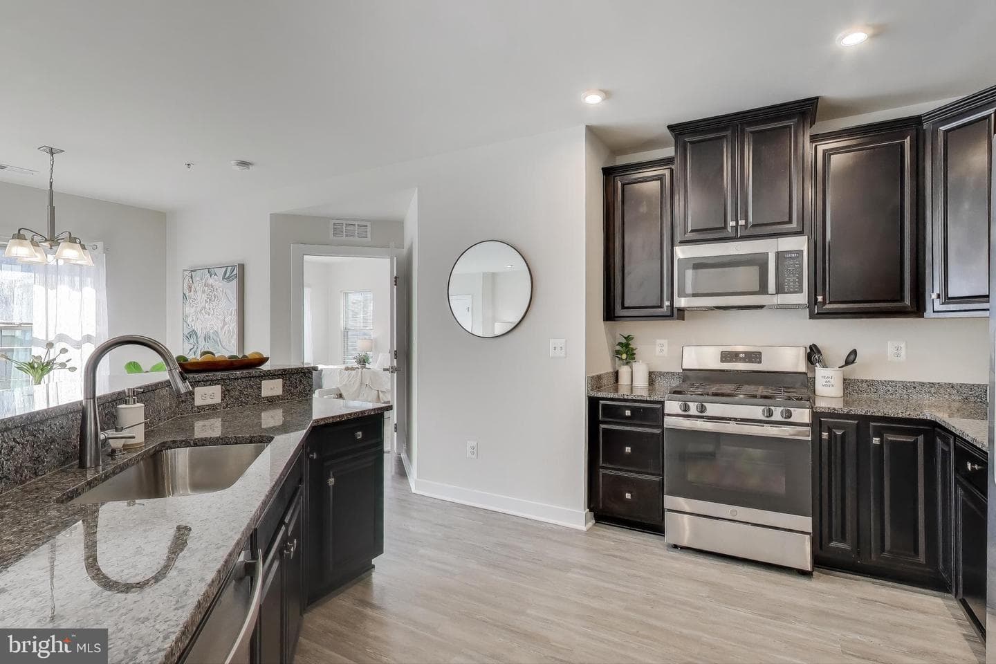 10020 Ruffian Way #E photo 4