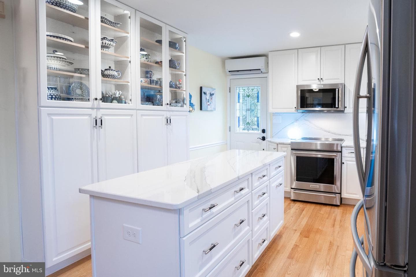 9941 Frederick Road photo 4