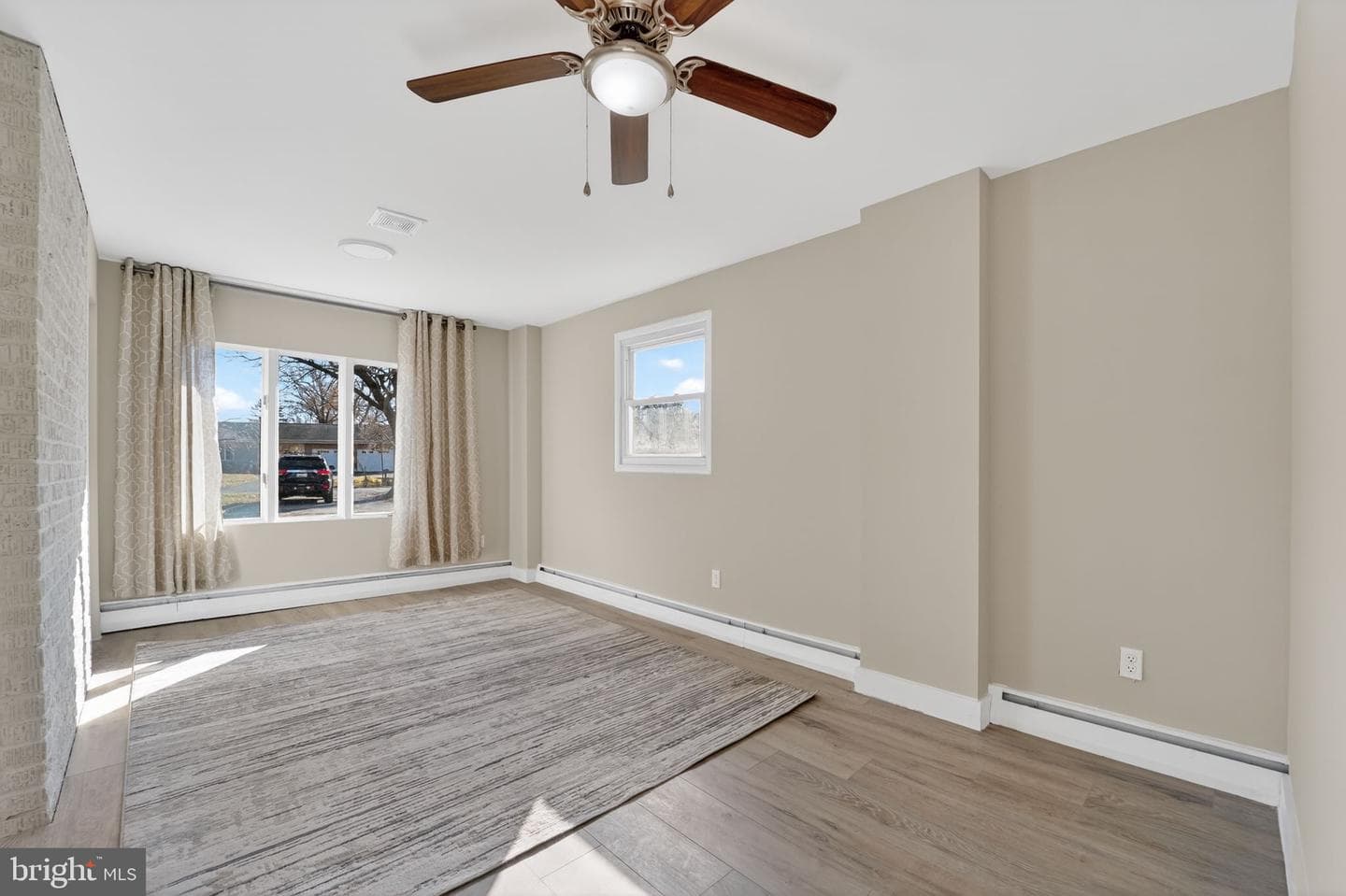 9337 Millbrook Road photo 15