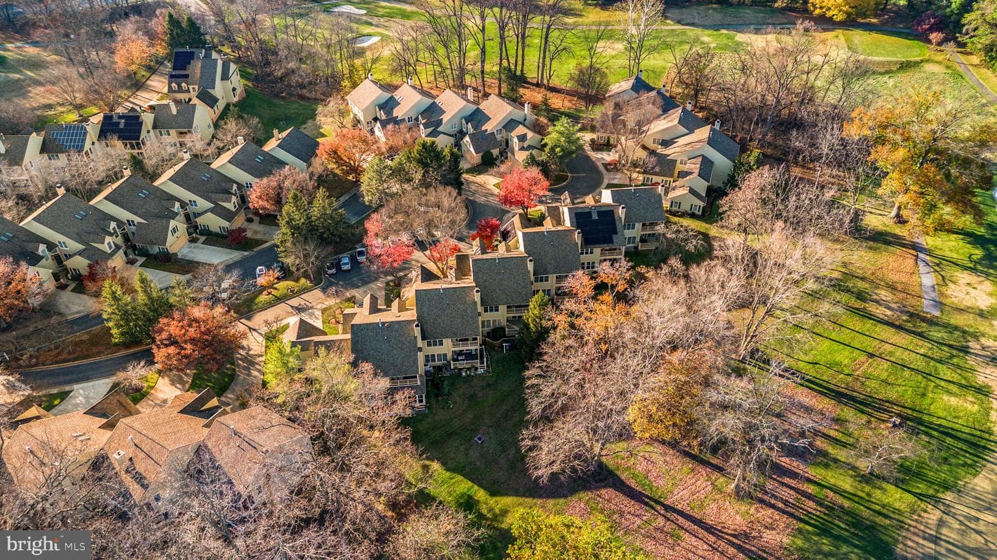 5161 Harpers Farm Road #27 photo 52