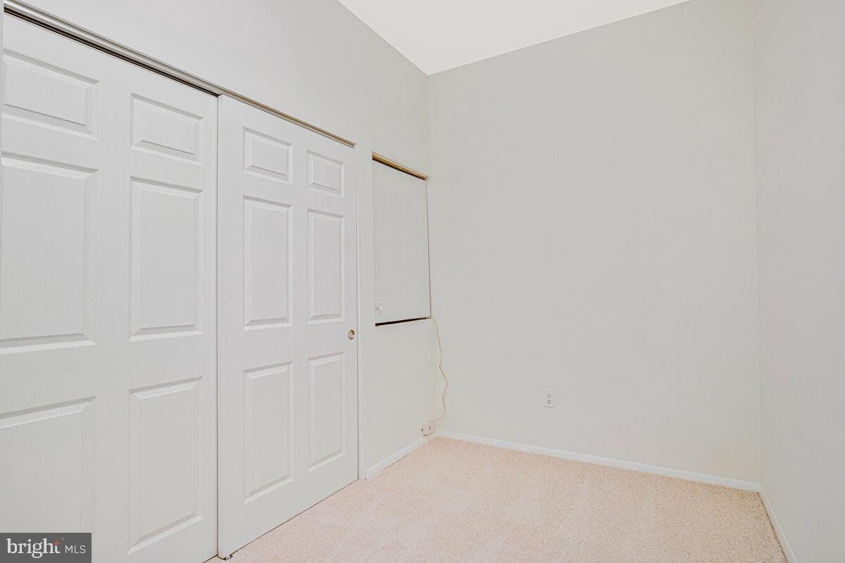 8356 Mary Lee Lane photo 32