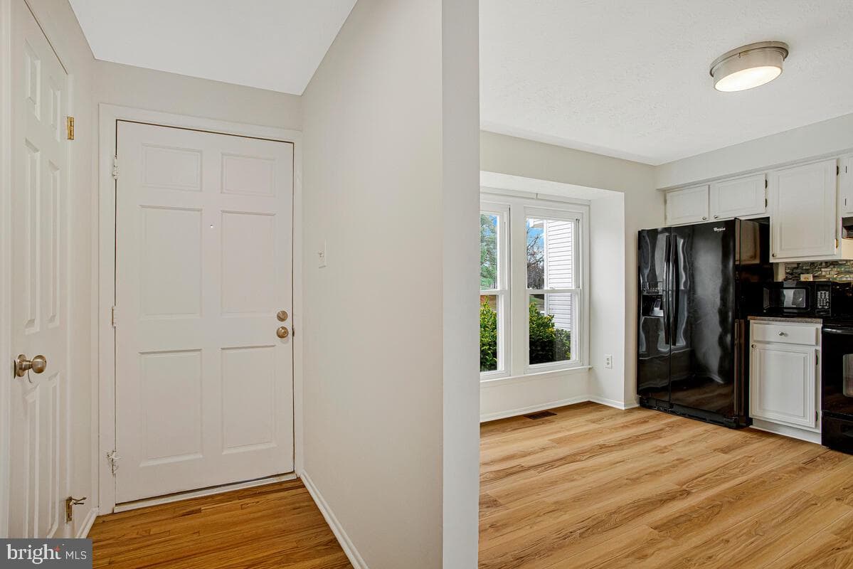 8356 Mary Lee Lane photo 5