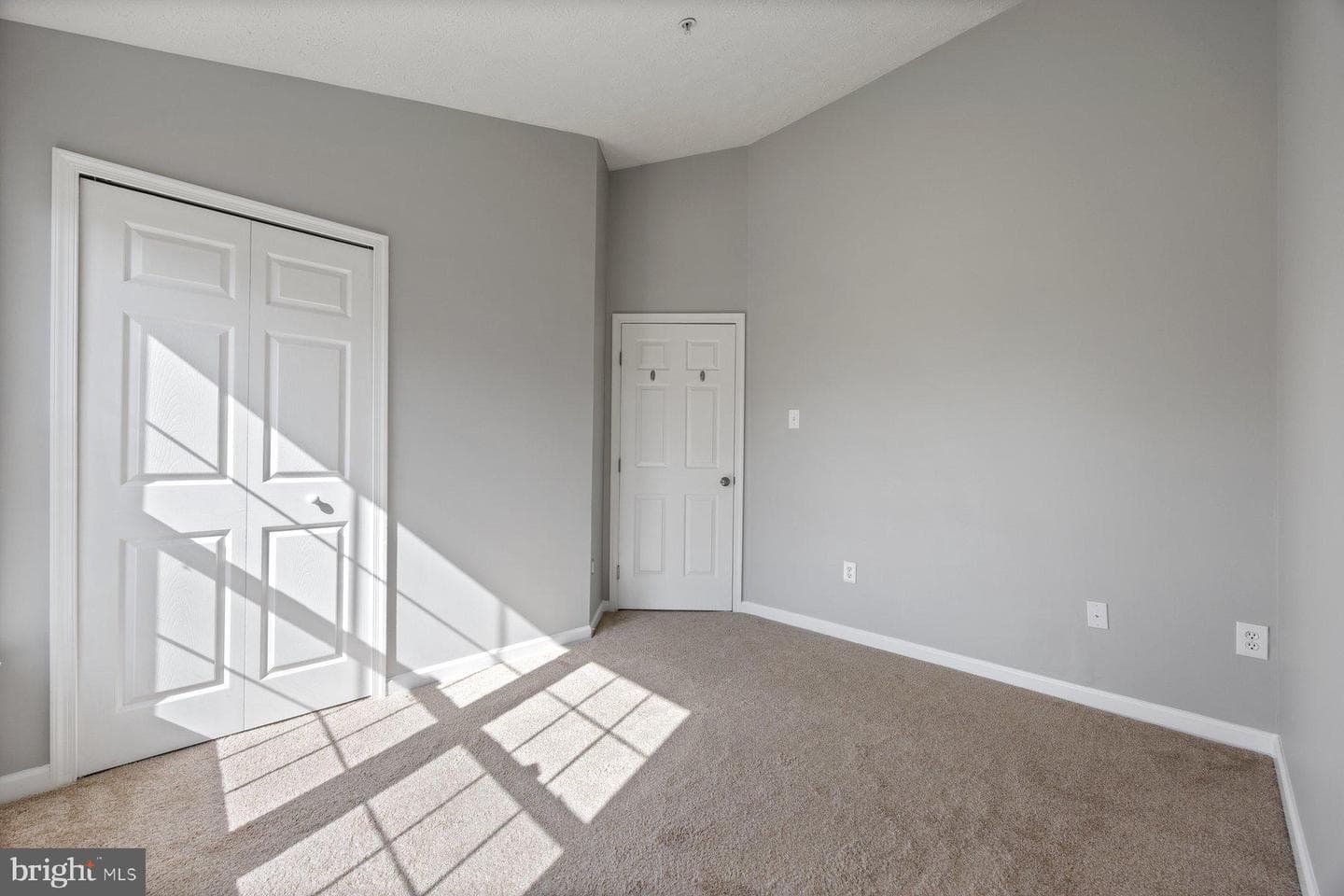 9519 Oakhurst Drive photo 30