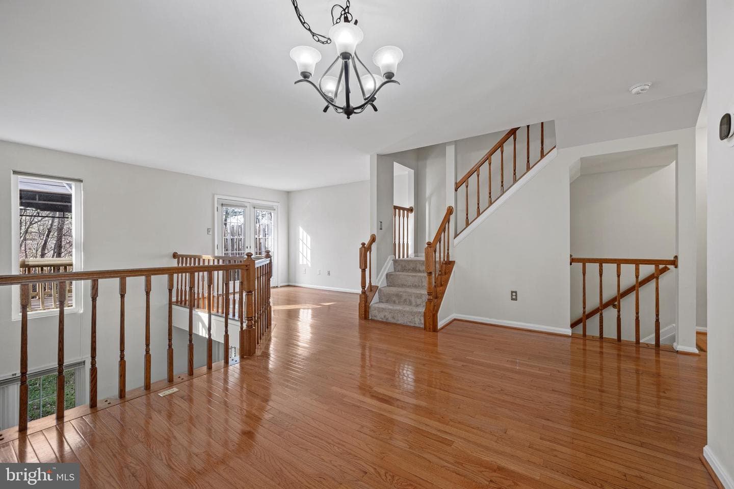 6240 Manchester Way photo 11