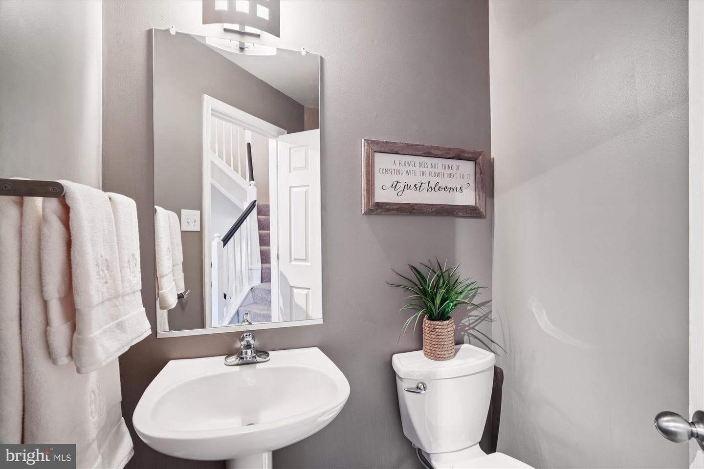 6215 Stratford Court photo 21