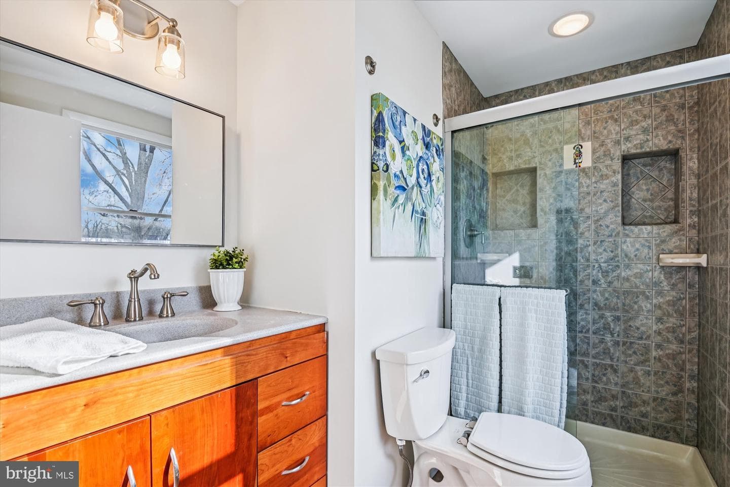6887 Garland Lane photo 25