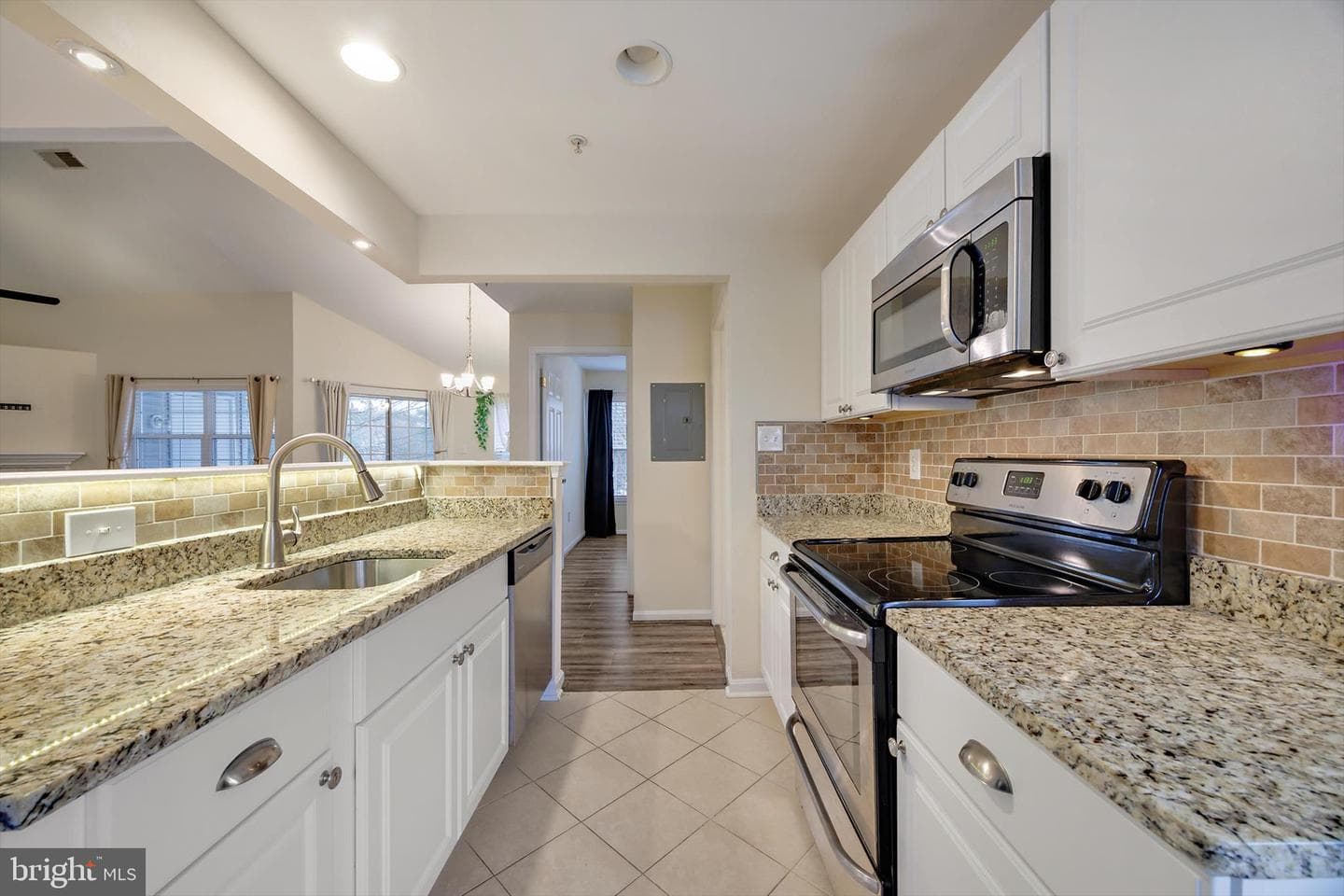 5839 Wyndham Circle #305 photo 18