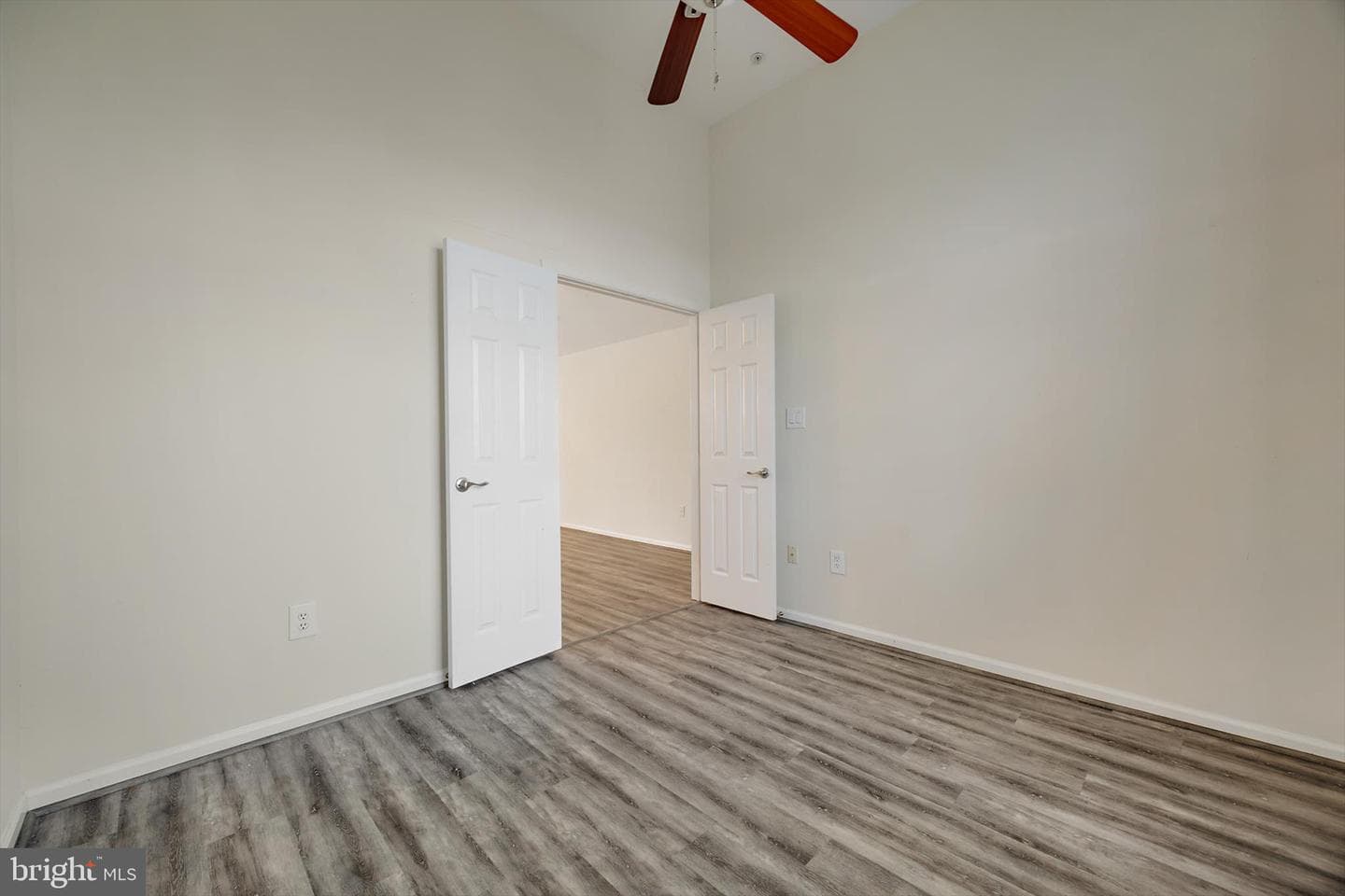 5839 Wyndham Circle #305 photo 22