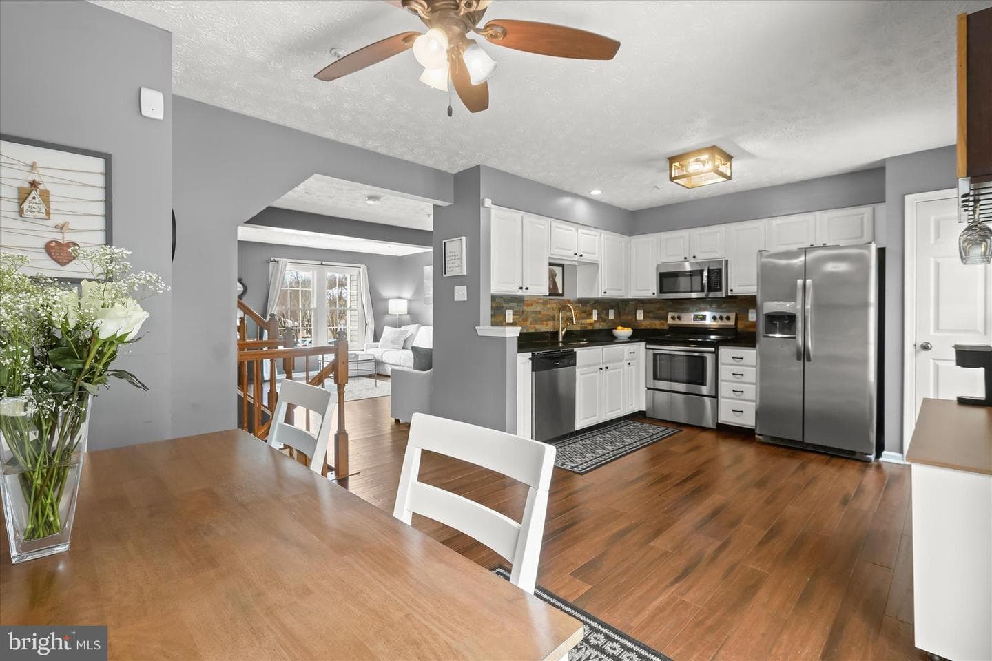 7996 Brightlight Place photo 9