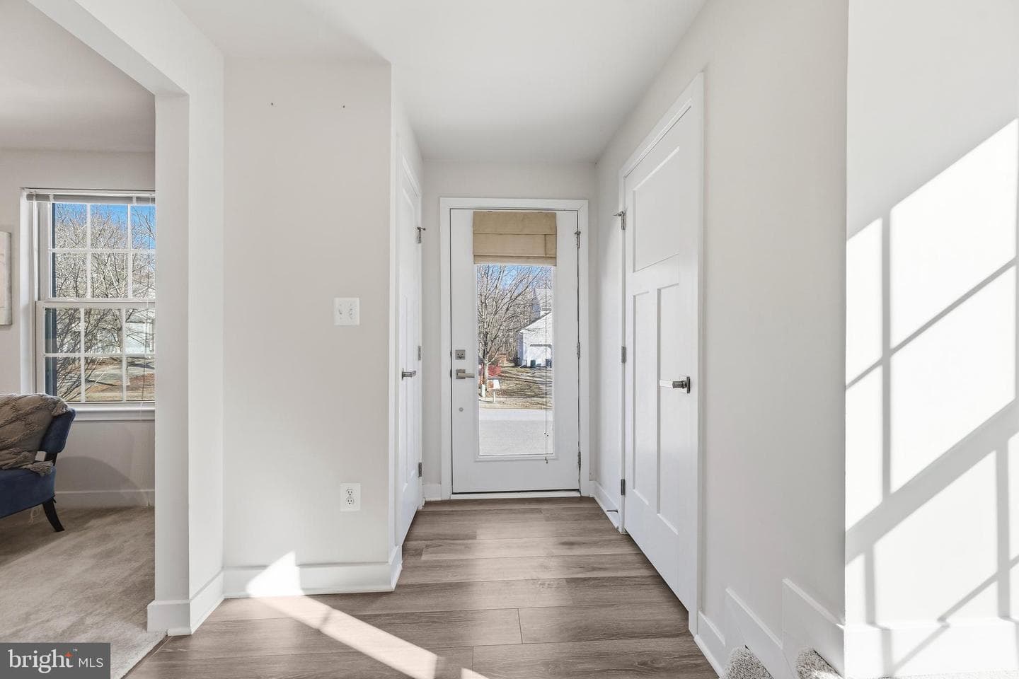 9590 Glen Oaks Lane photo 3