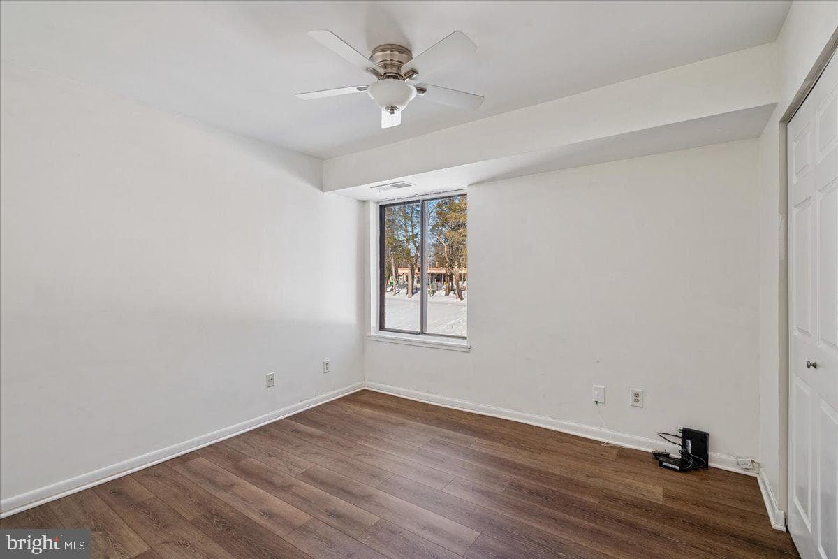 5476 Cedar Lane #c-3 photo 11
