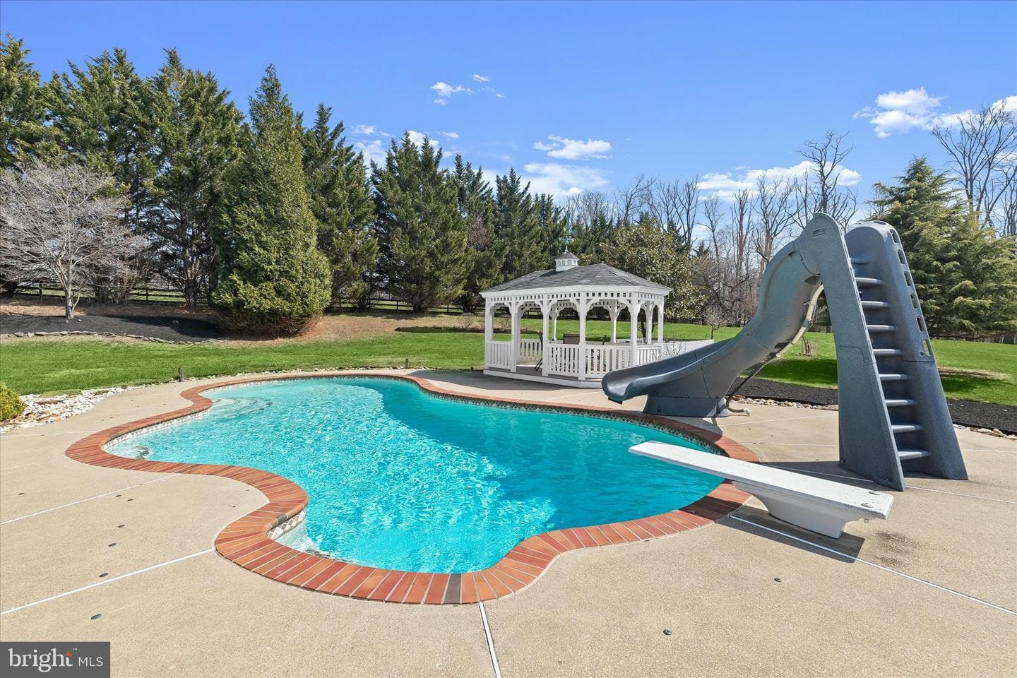 3210 Daisy Road photo 4