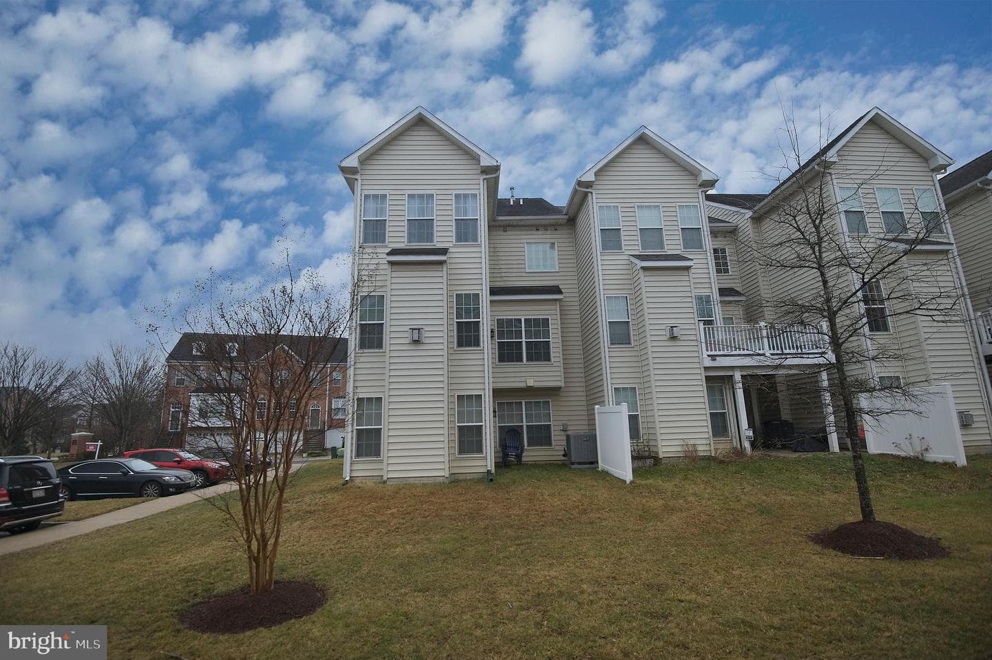 9843 Snow Bird Lane photo 3