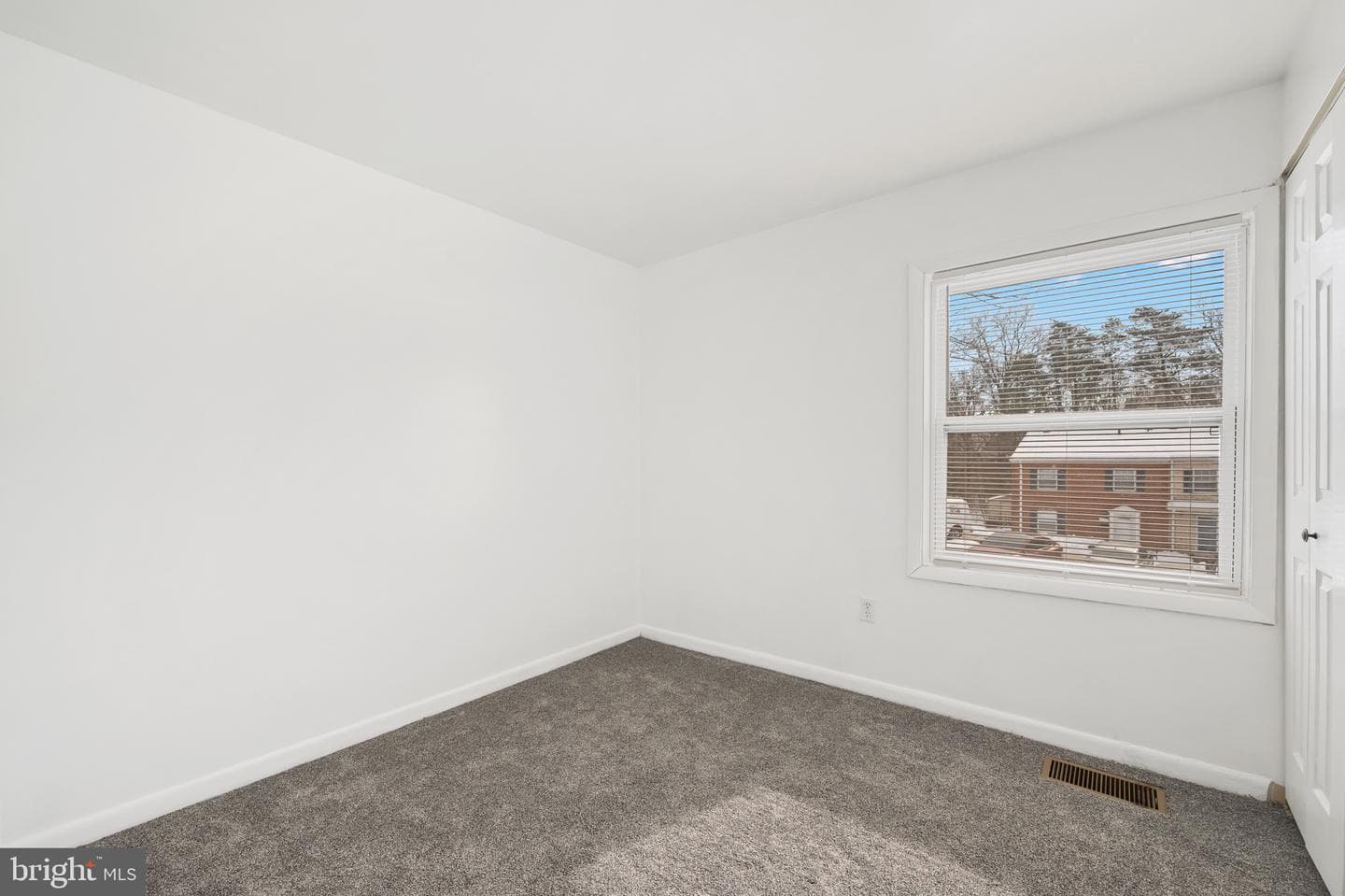 9640 Homestead Court #f photo 11