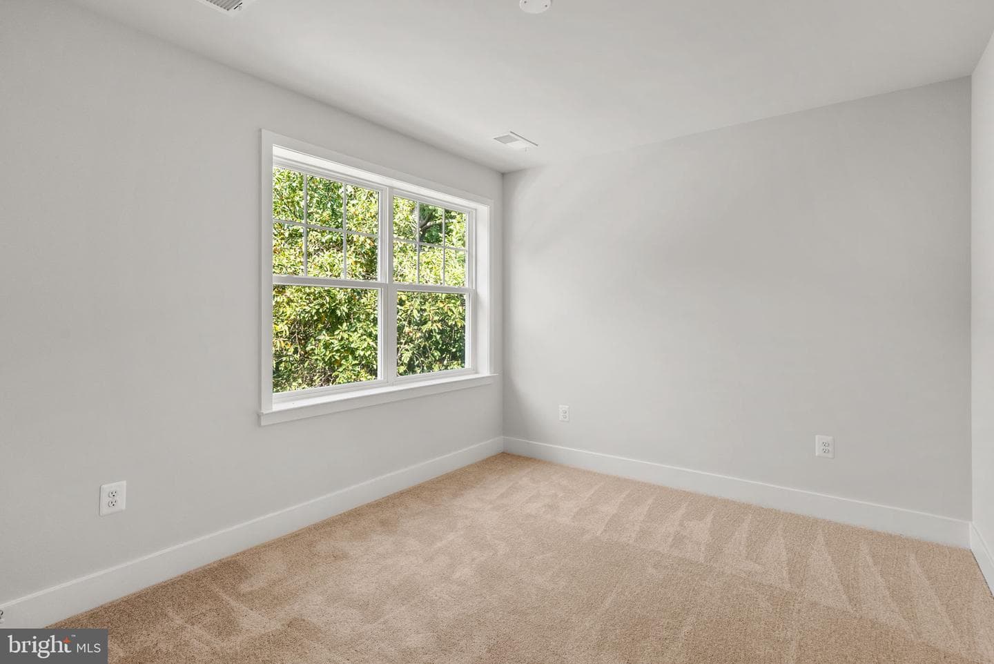 9425 Fairview Avenue photo 31