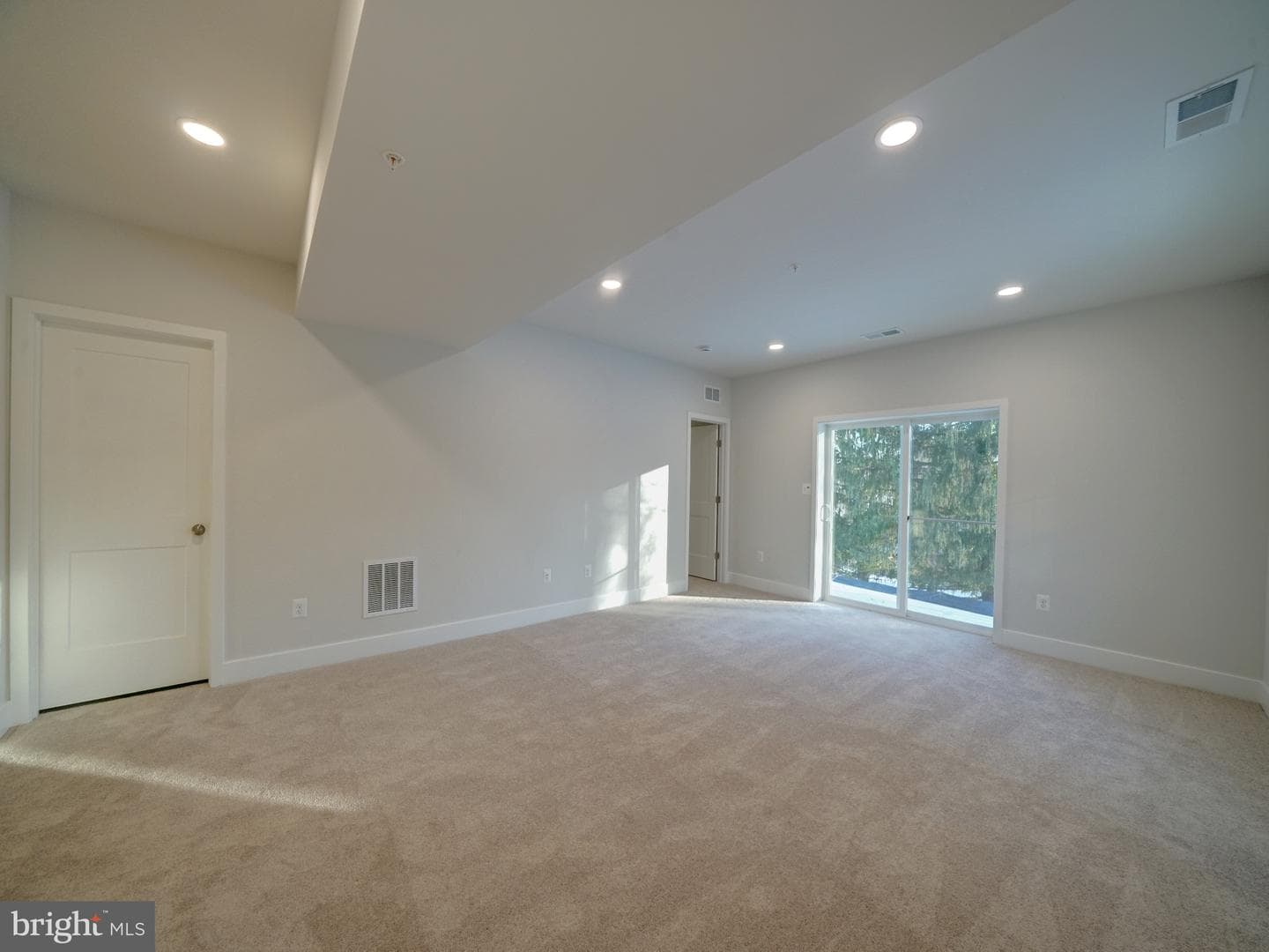 9425 Fairview Avenue photo 87