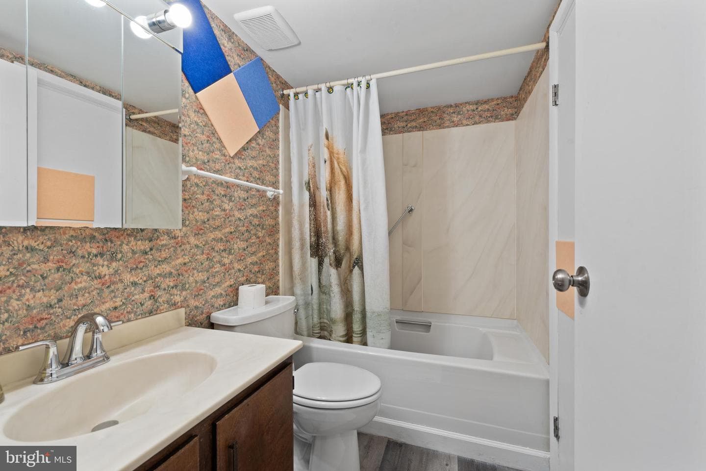 6680 Buttonhole Court photo 21