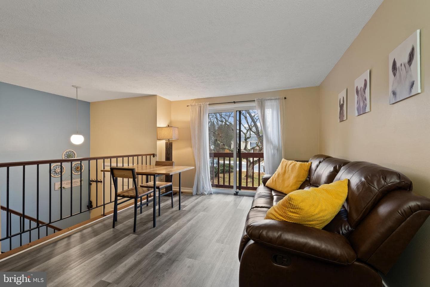 6680 Buttonhole Court photo 5