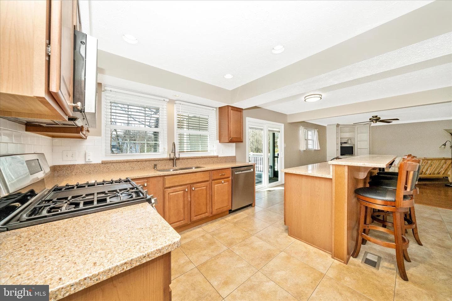 5623 Roundtree Lane photo 14
