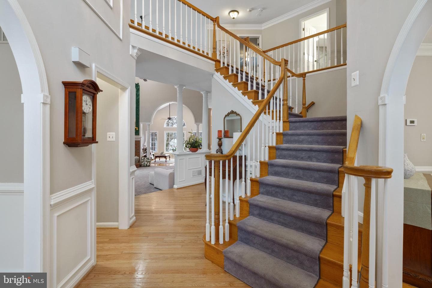 4690 Shelley photo 7