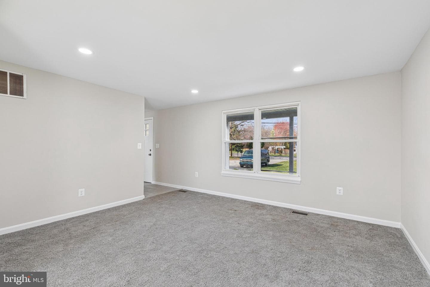 7451 Oakland Mills Road photo 19