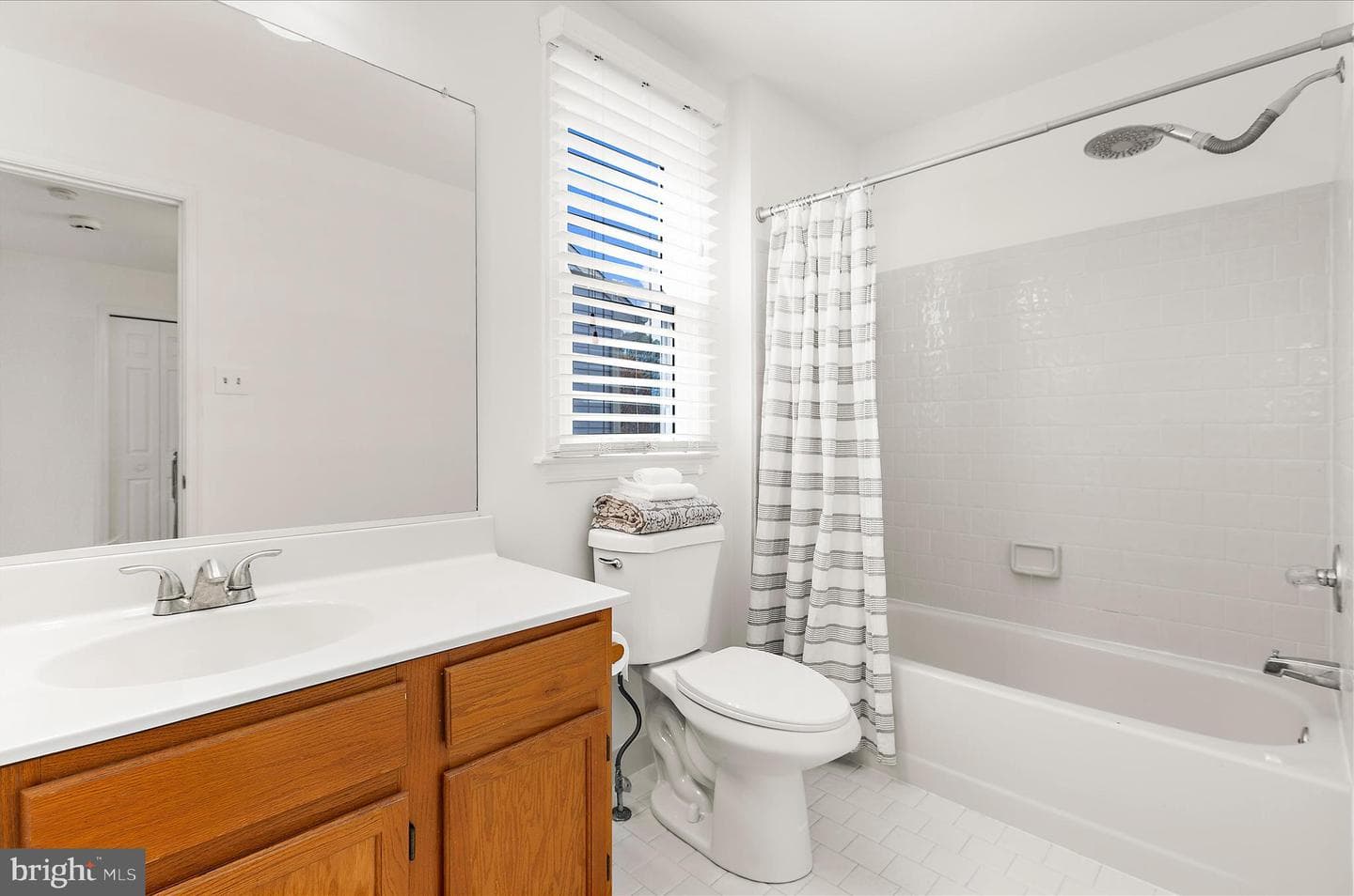 8666 Manahan Drive photo 27