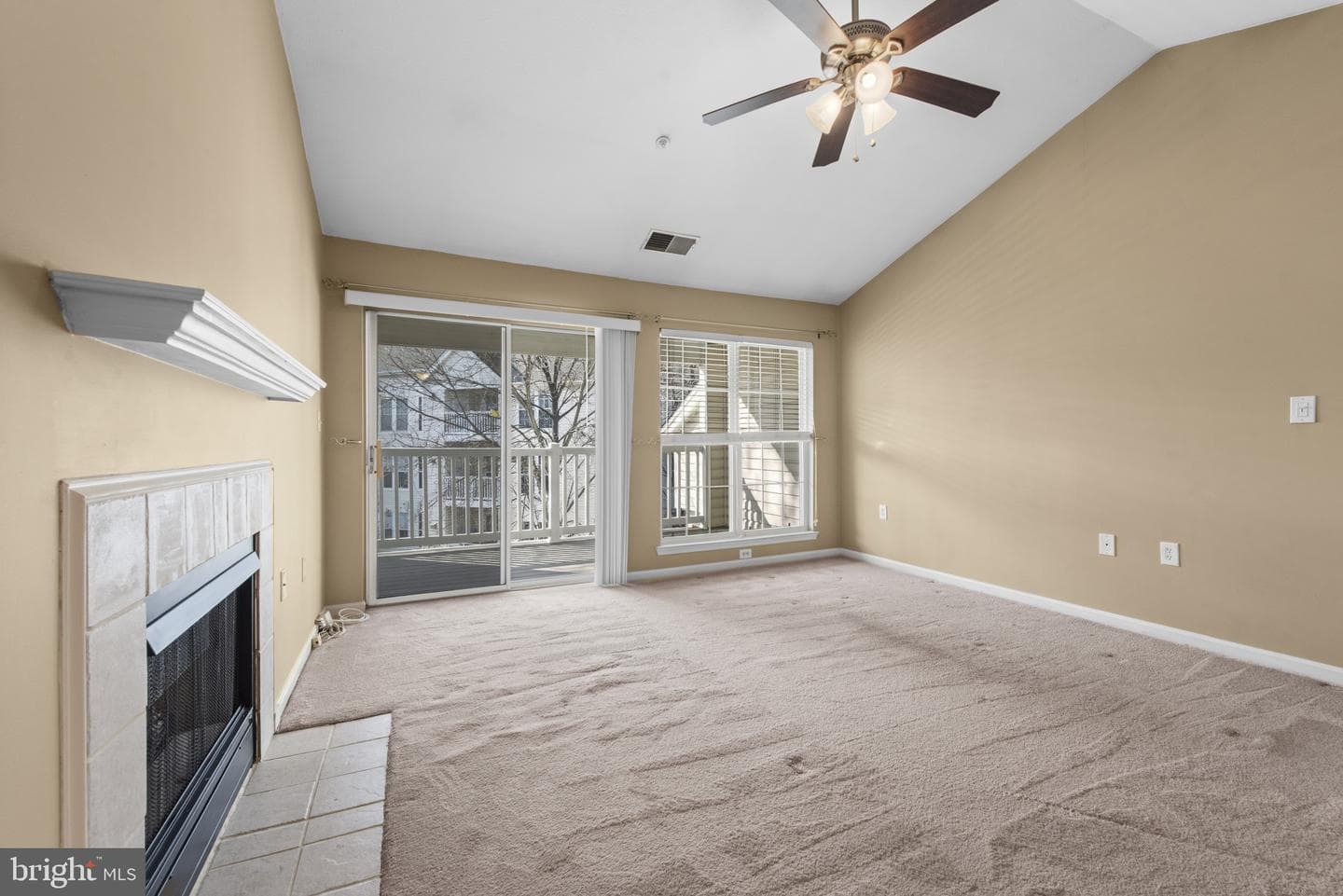 5930 Millrace Court #f302 photo 8