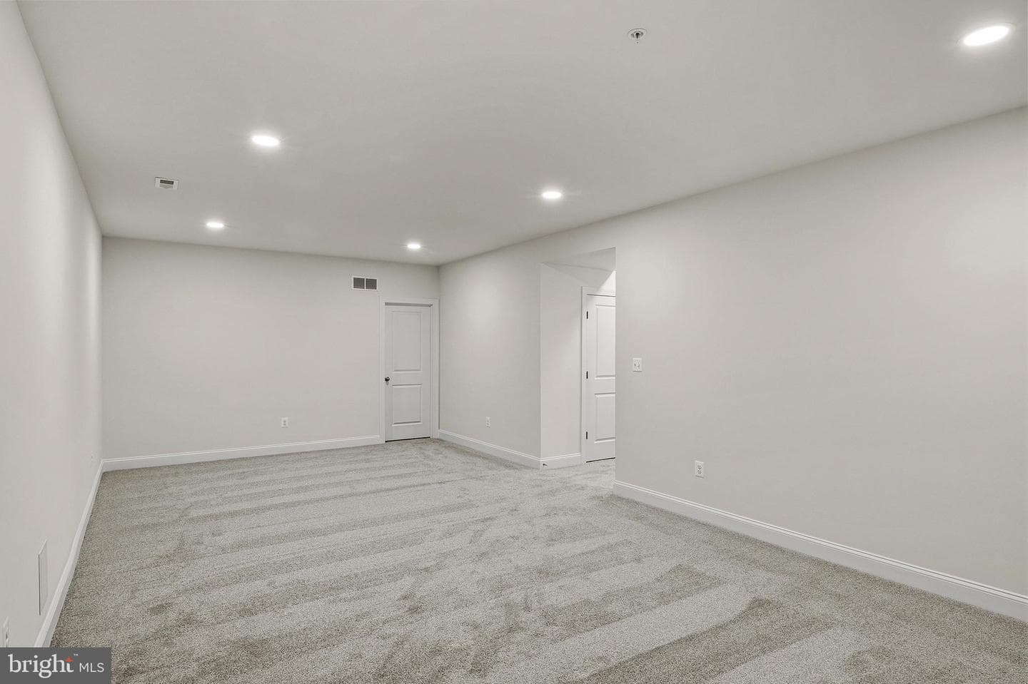 4484 Ilchester Road photo 41