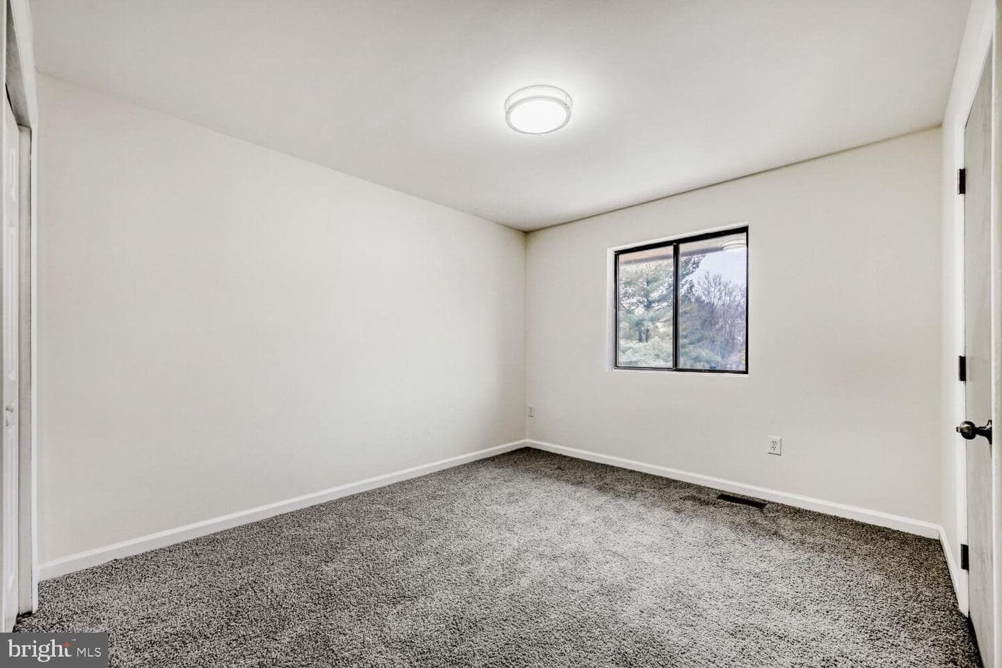 10829 Henley Court photo 22