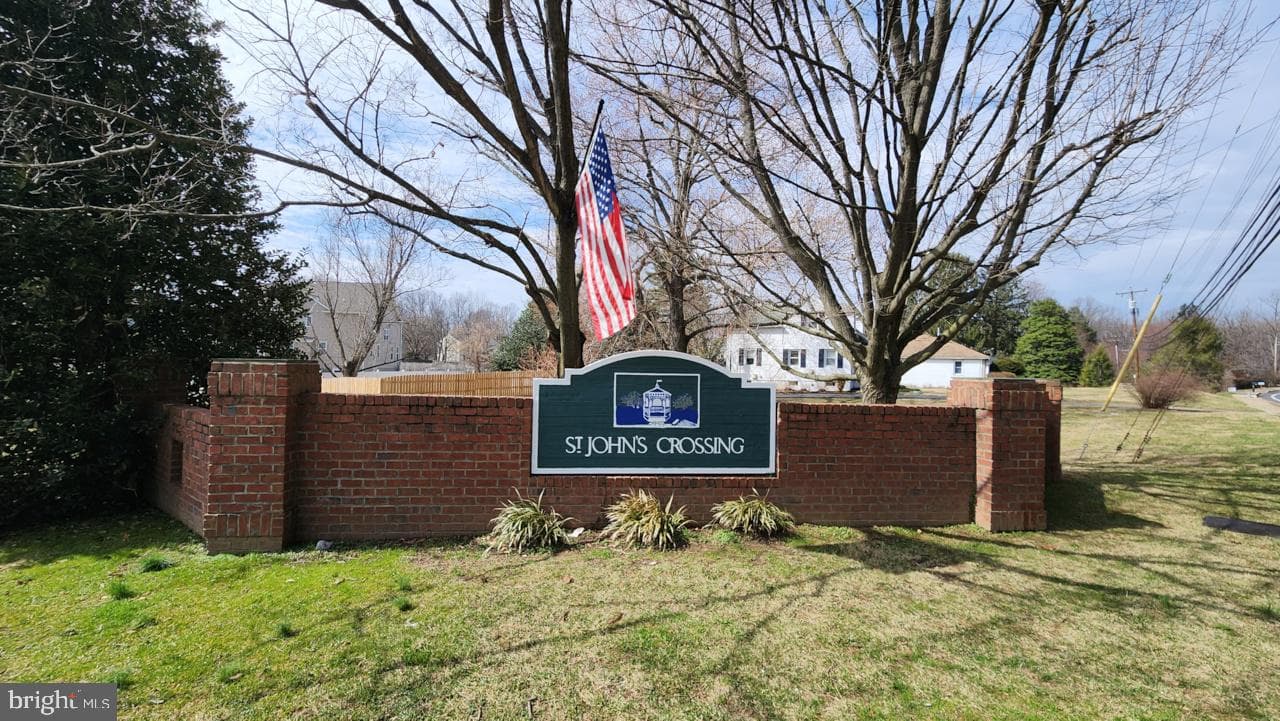 2855 Country Lane photo 46