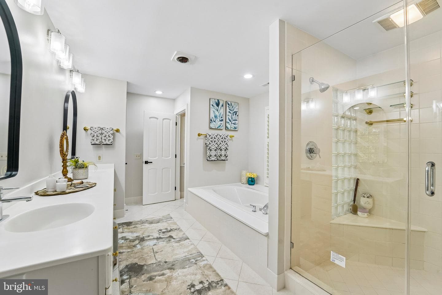 13798 Lakeside Drive photo 33