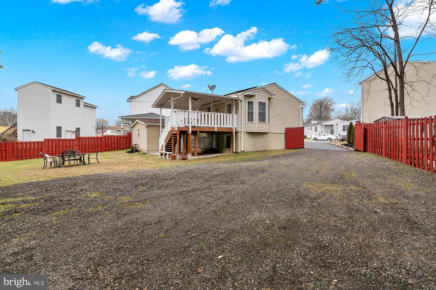 8252 Glen Ct photo 4