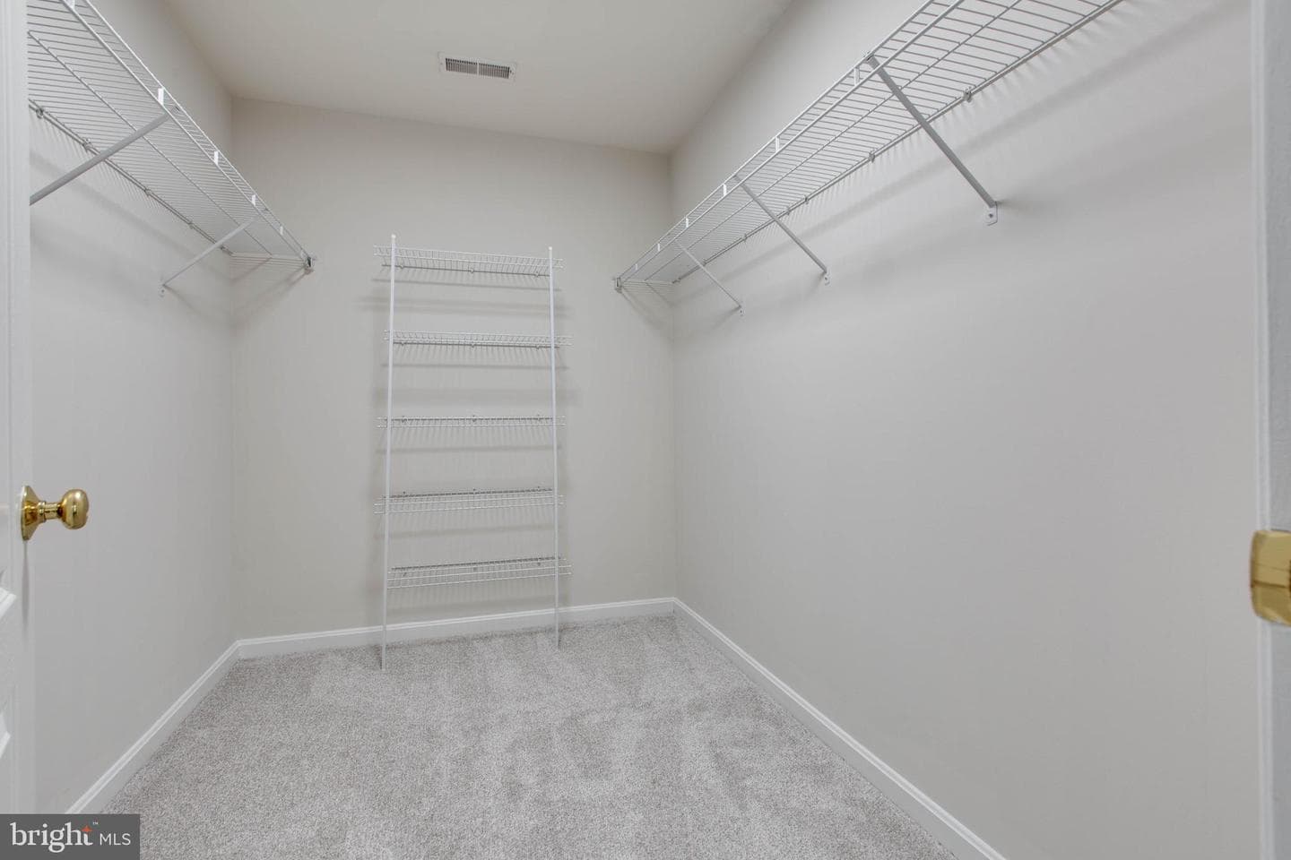 6447 Loudon Avenue photo 33