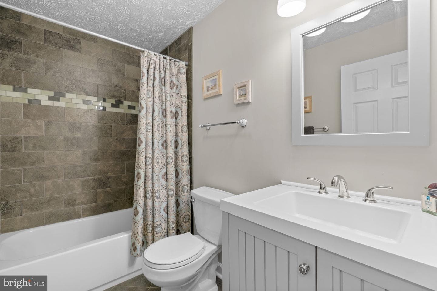 6950 Newberry Drive photo 26