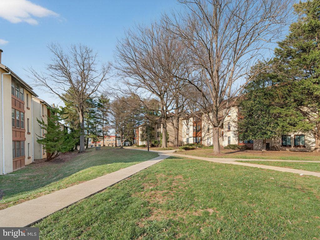 9635 Whiteacre Road #b-2 photo 4
