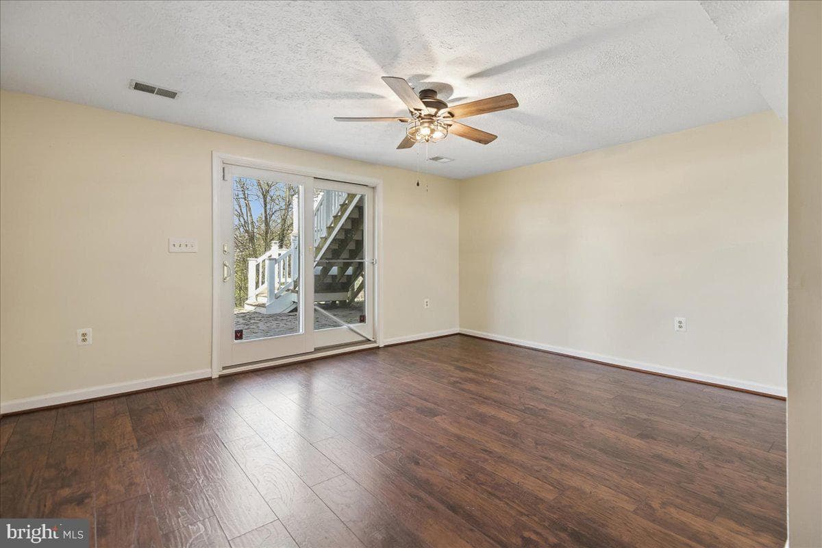 6413 White Peach Place photo 15