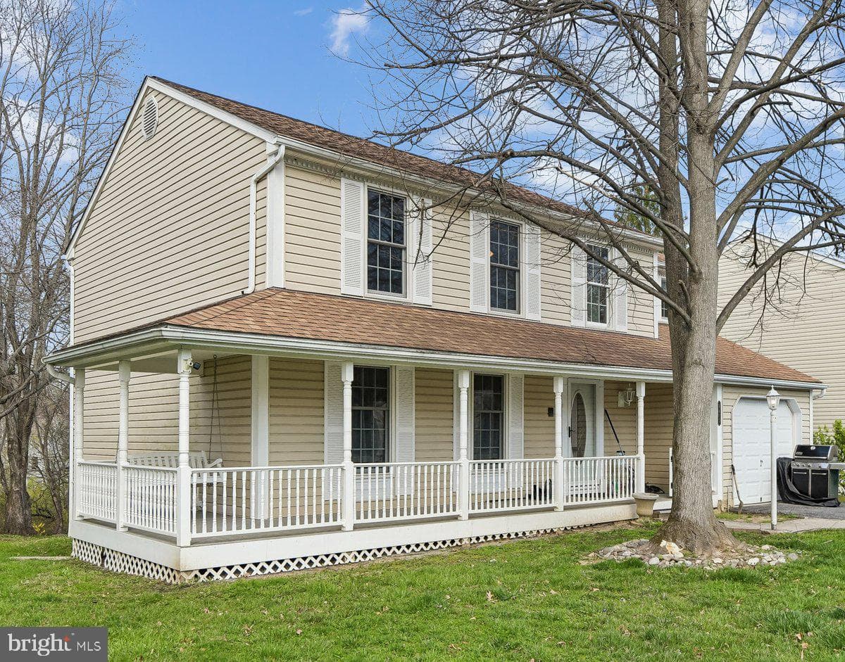 6413 White Peach Place photo 2