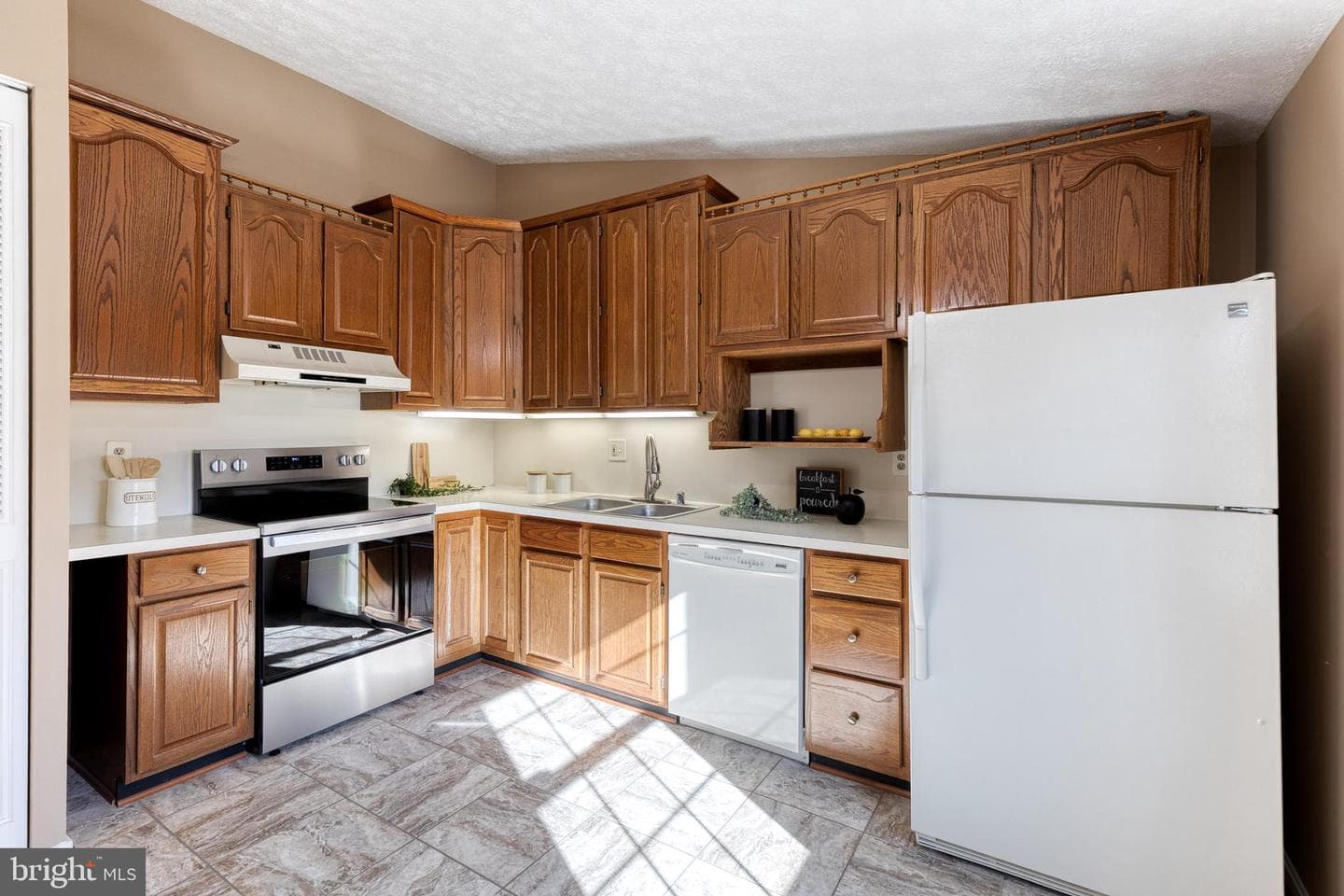 10076 Shaker Drive photo 18