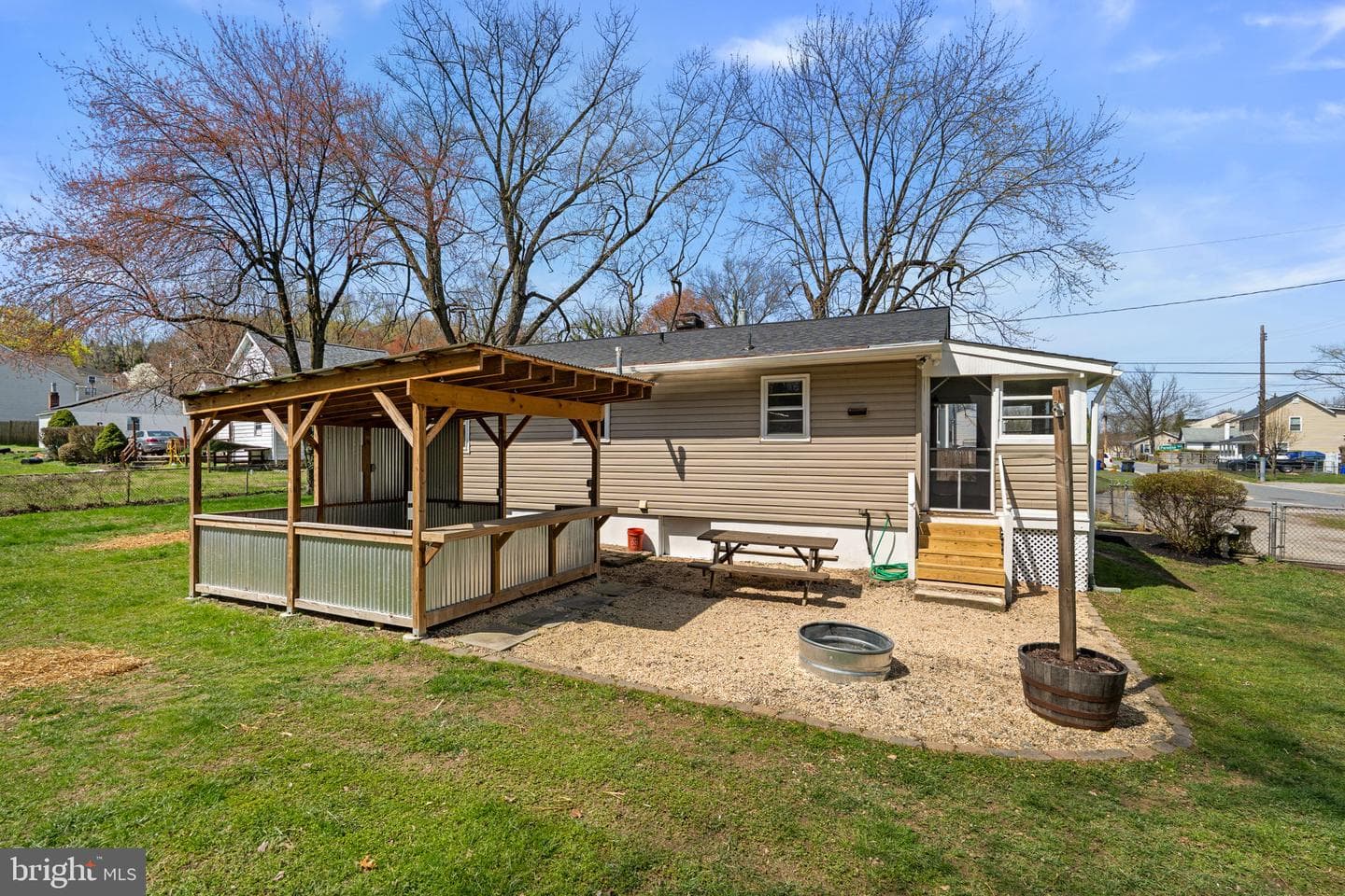 5759 Paradise Avenue photo 33