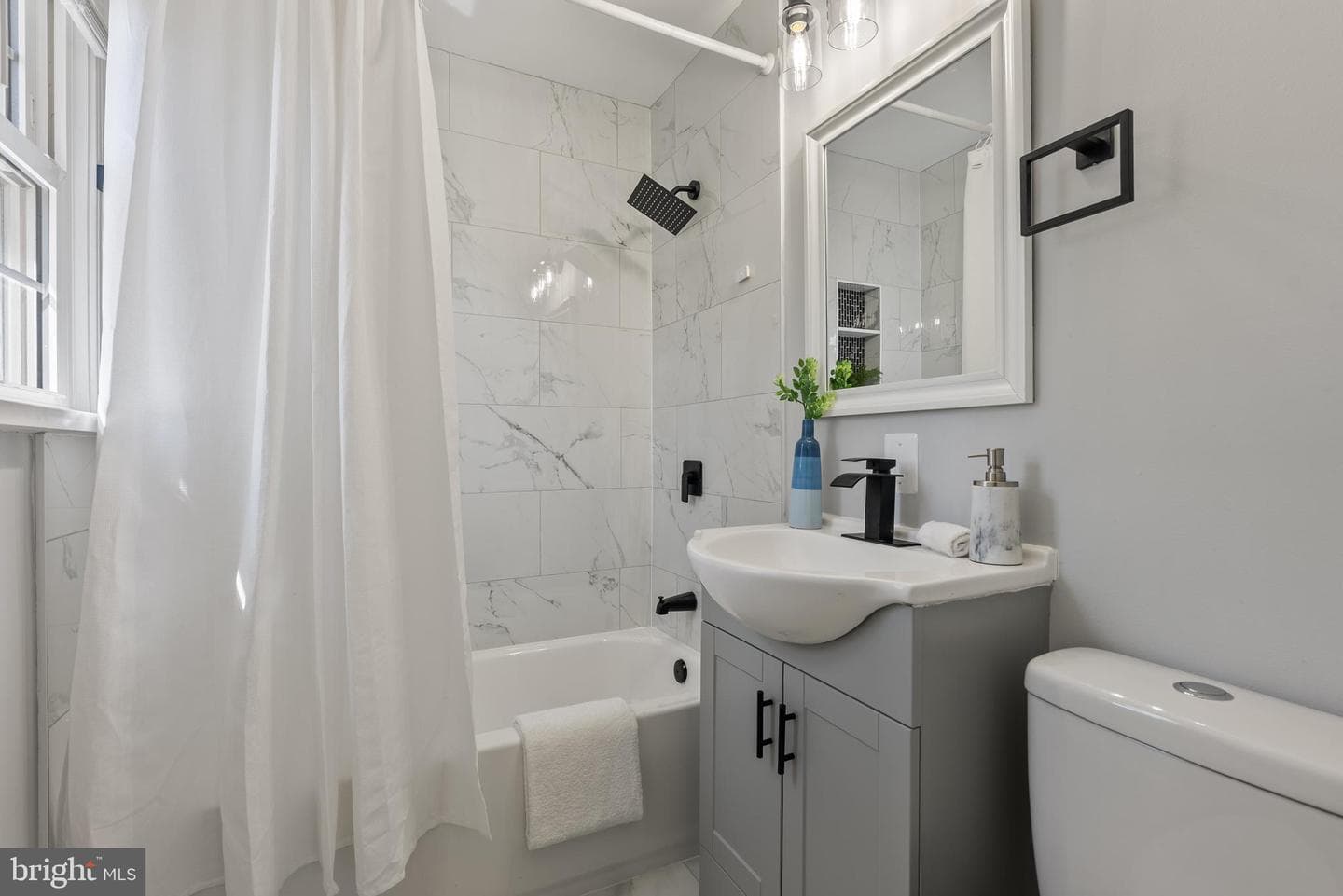 10021 Fox Den Road photo 17