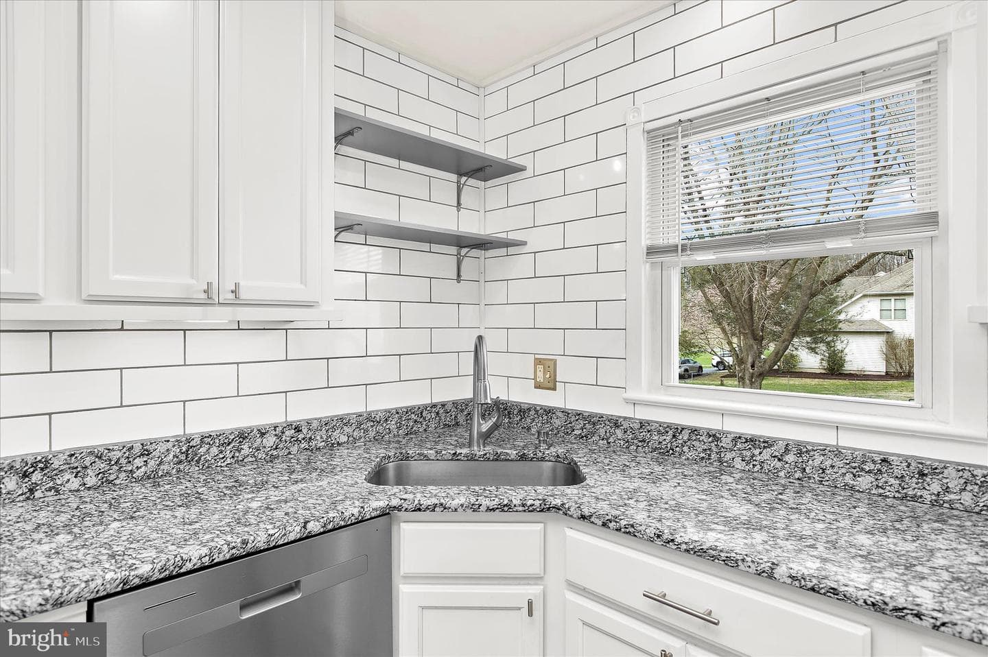9140 Vollmerhausen Road photo 15
