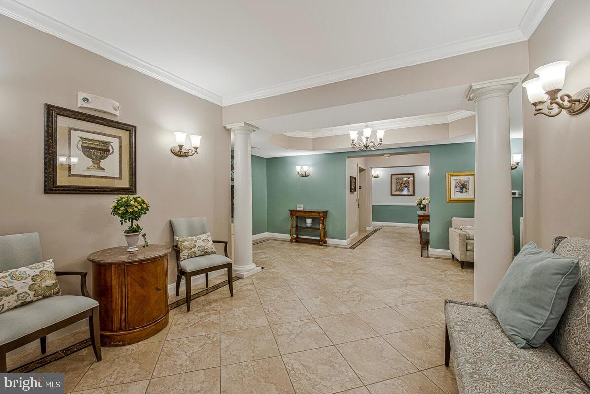 6150 Shadywood Road #207 photo 15