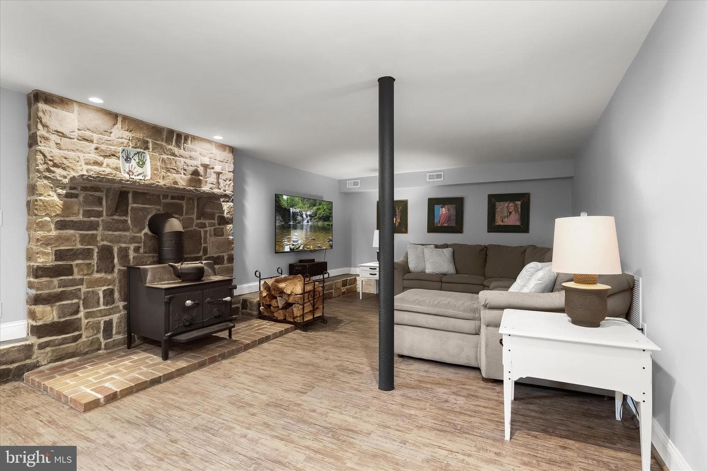 16645 Frederick Road photo 38