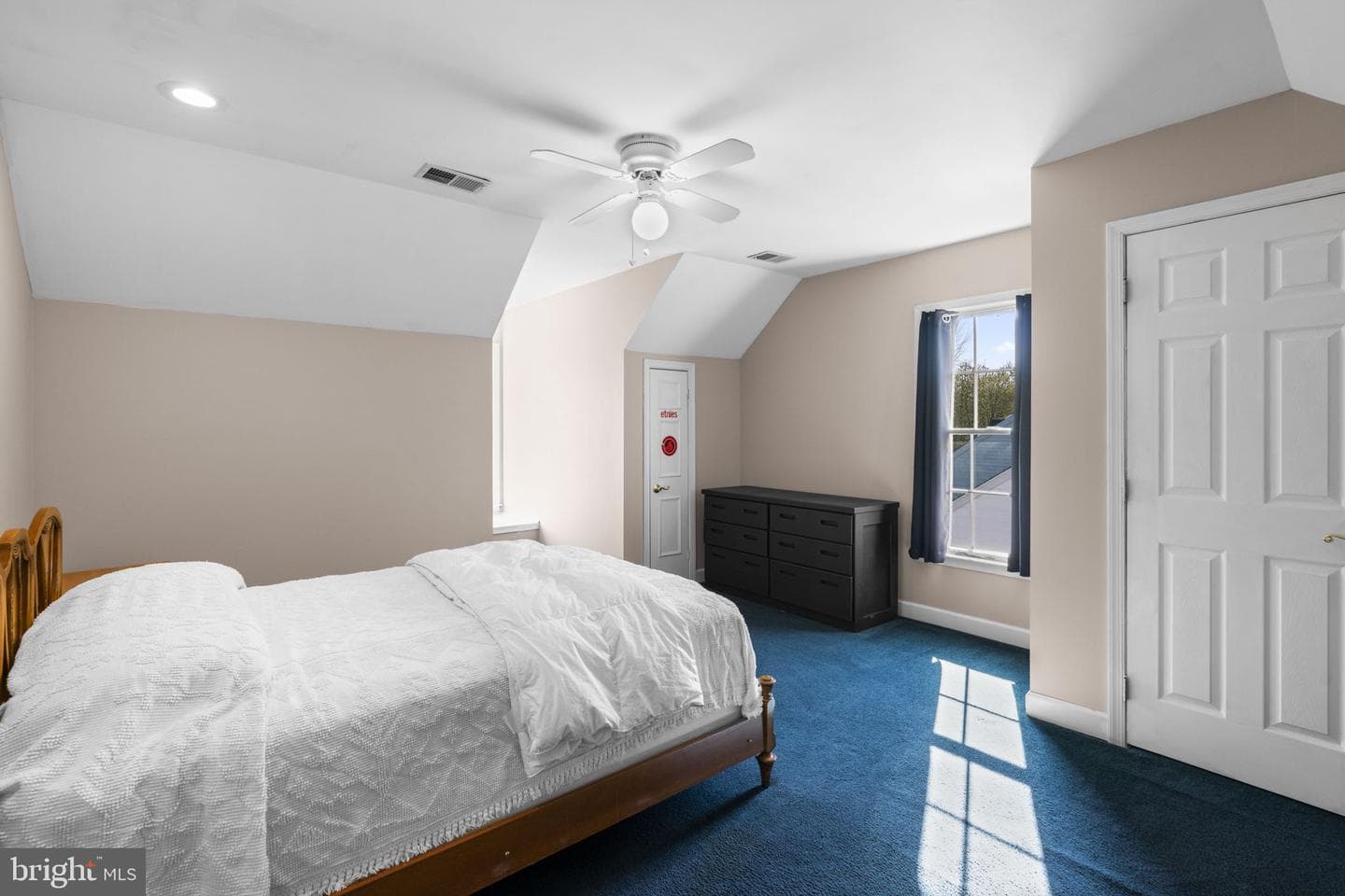 2877 Thornbrook Road photo 29