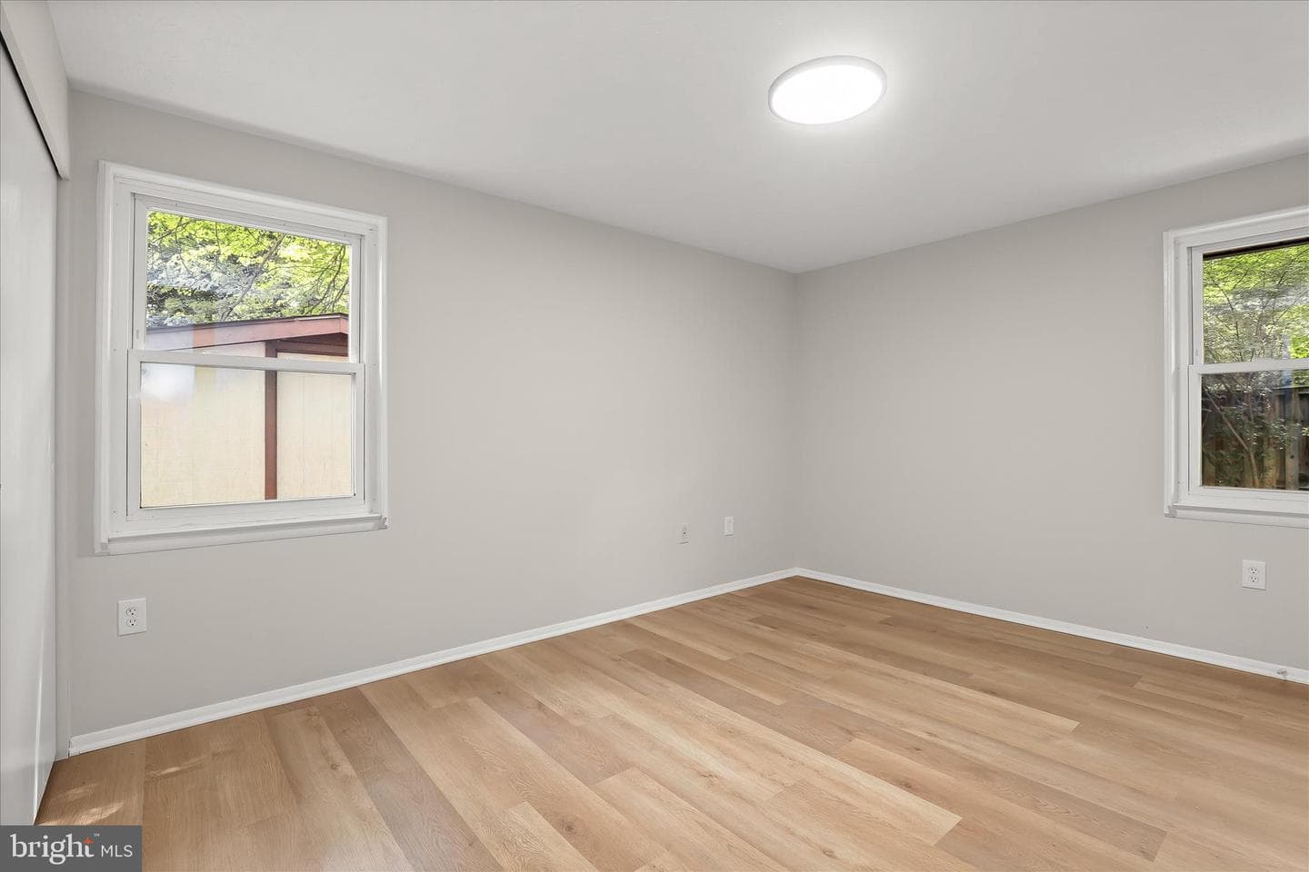 9266 Crazyquilt Court photo 17