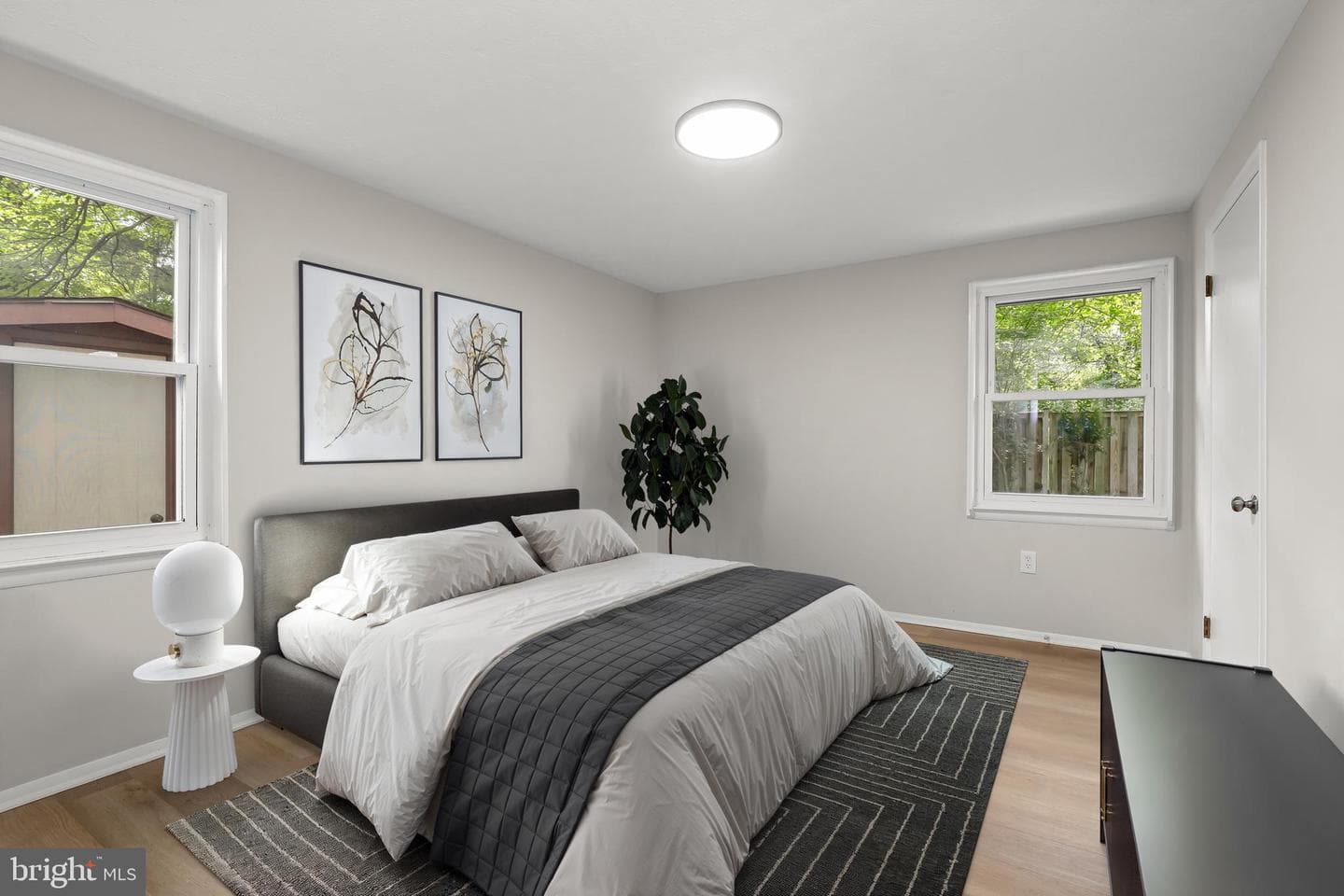 9266 Crazyquilt Court photo 4