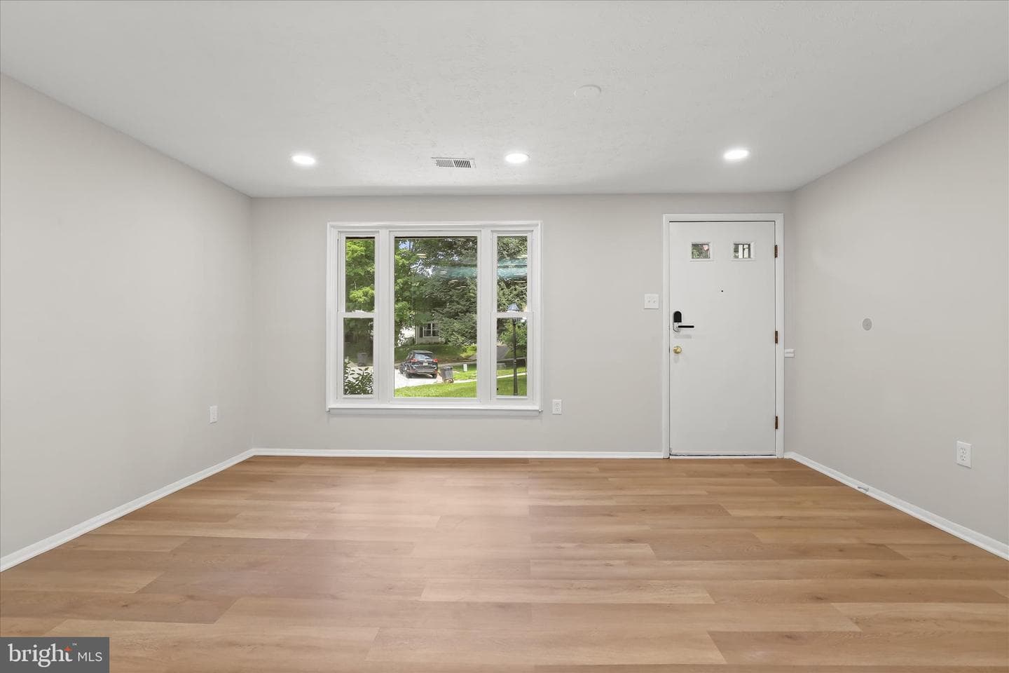 9266 Crazyquilt Court photo 6