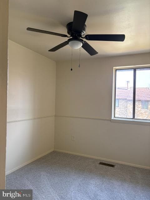 6976 Knighthood Lane photo 23