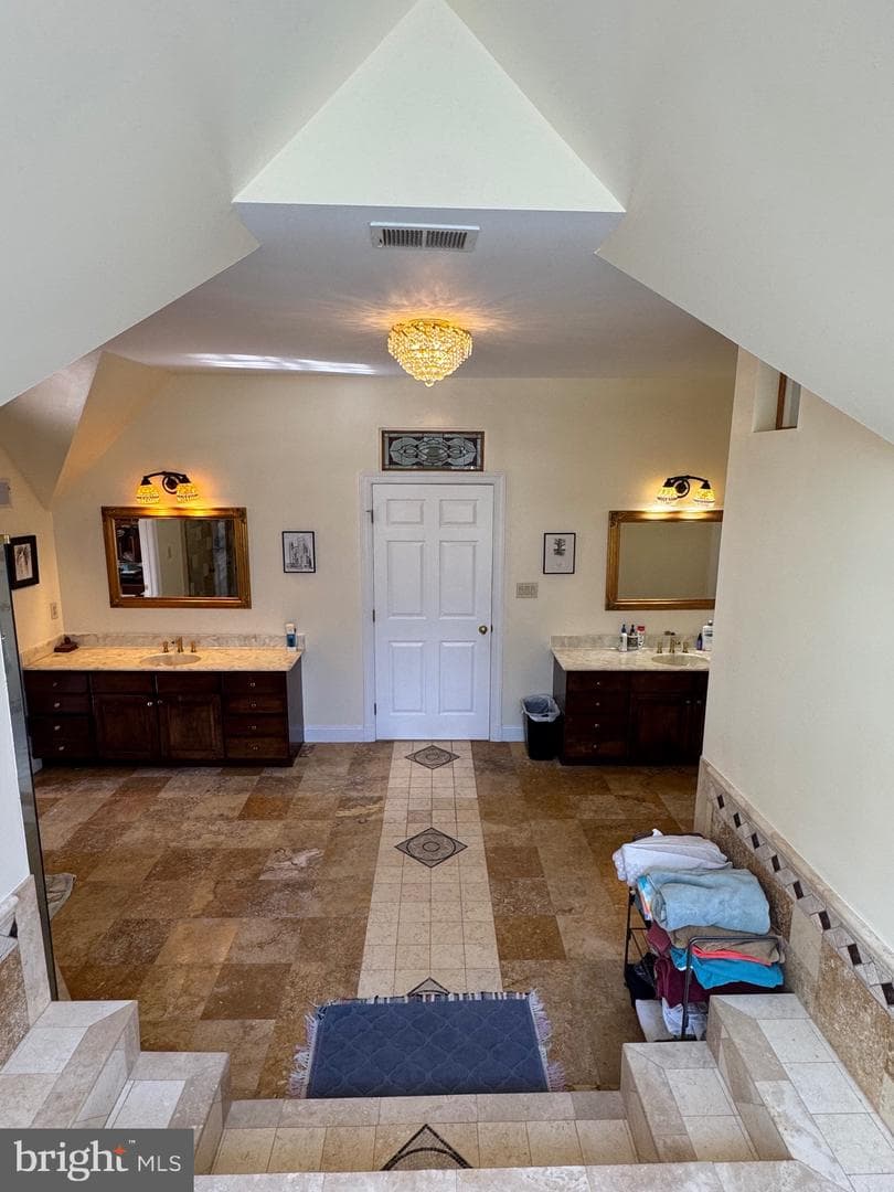 9409 Elizabeth Court photo 50